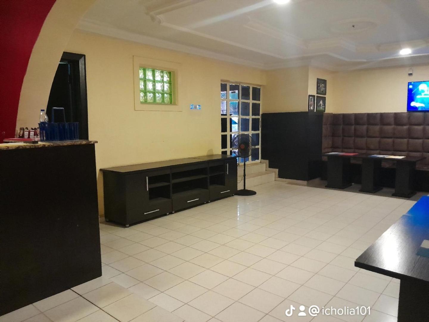 Winston Place Onitsha (Delta) Esterno foto