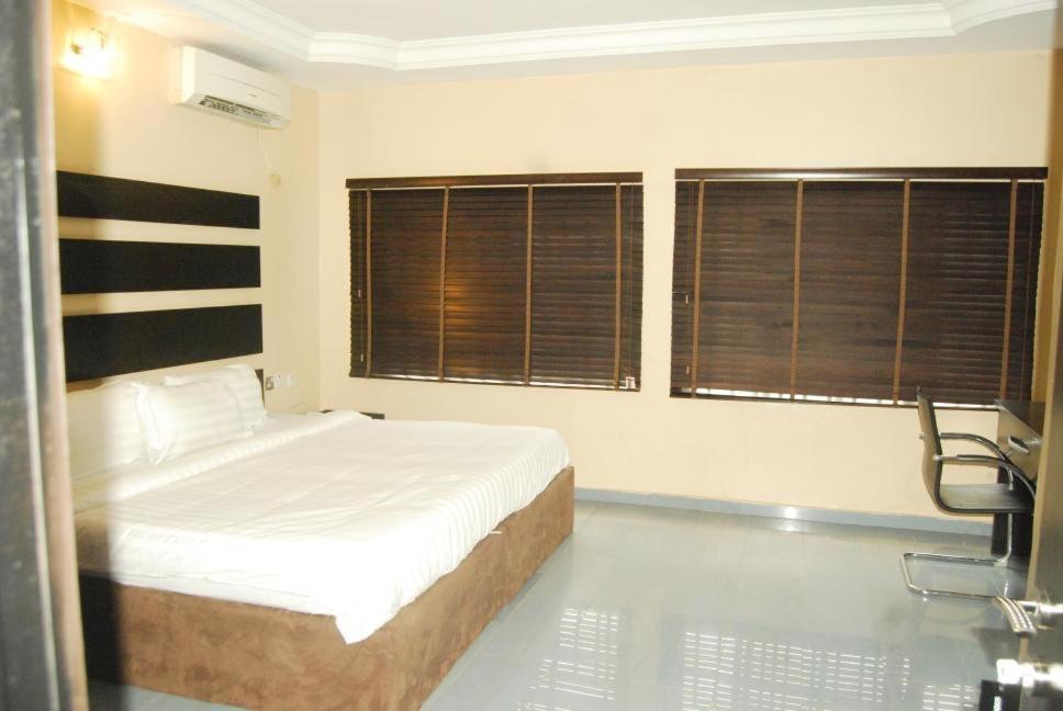 Winston Place Onitsha (Delta) Esterno foto
