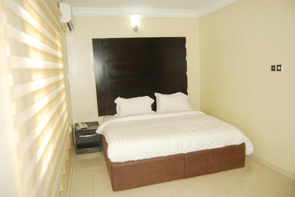 Winston Place Onitsha (Delta) Esterno foto